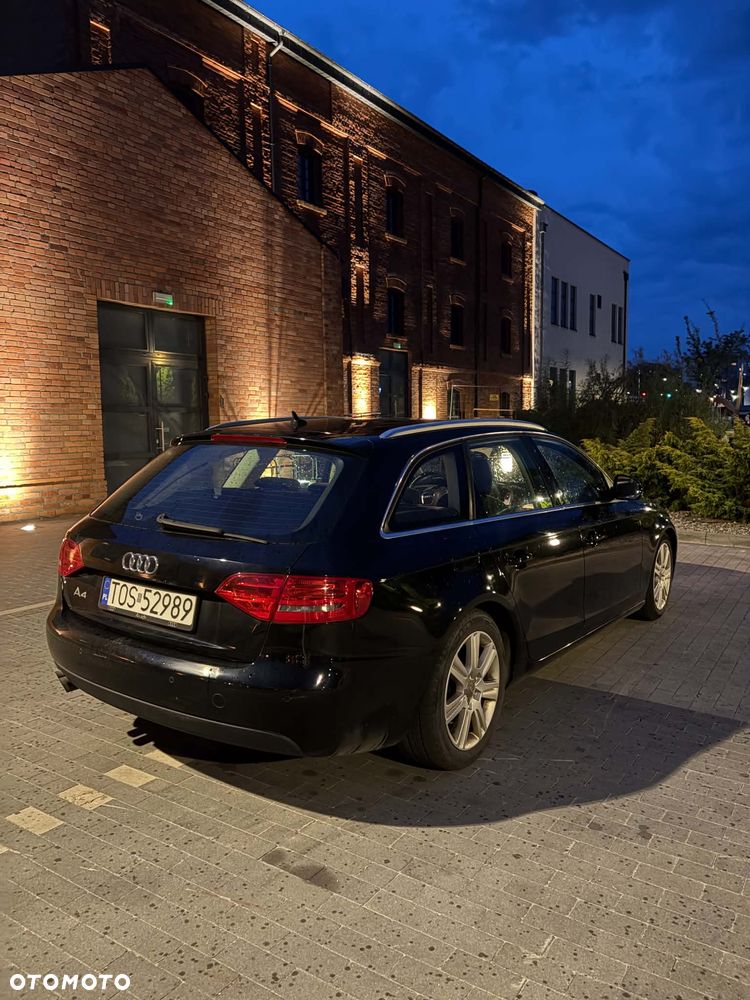 Audi A4 Avant 2.0 TDI - 4