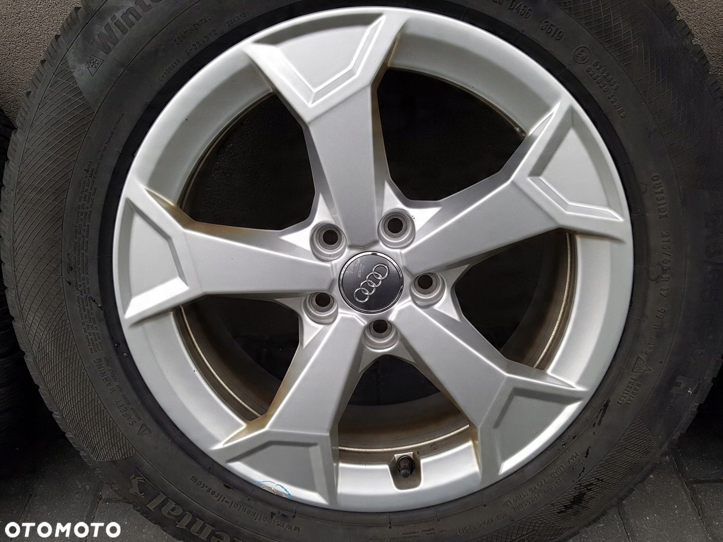 AUDI Q3 SQ3 17 koła zimowe felga felgi czujniki 215/65/17 83A071497 - 3
