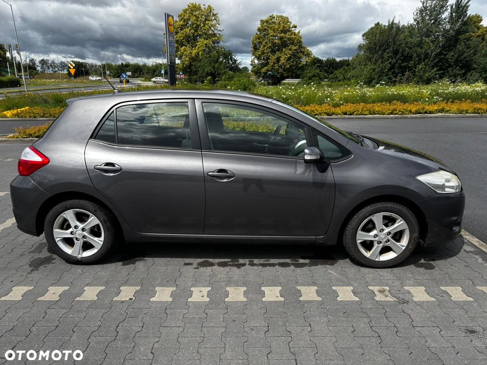 Toyota Auris 1.6 Sol - 5