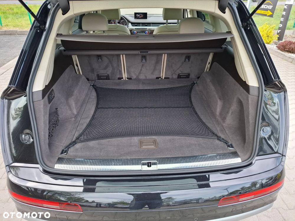 Audi Q7 - 30