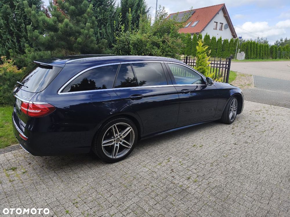 Mercedes-Benz Klasa E 220 d 4-Matic 9G-TRONIC - 19