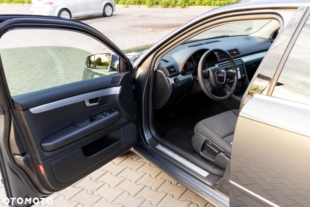 Audi A4 Limousine 1.8 T - 23