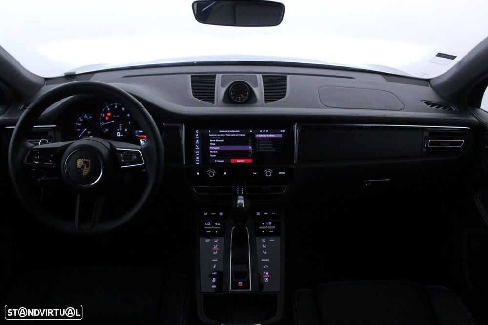 Porsche Macan Standard - 19