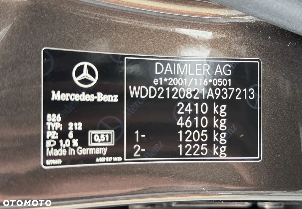 Mercedes-Benz Klasa E 250 BlueTEC 4Matic 7G-TRONIC Avantgarde - 31