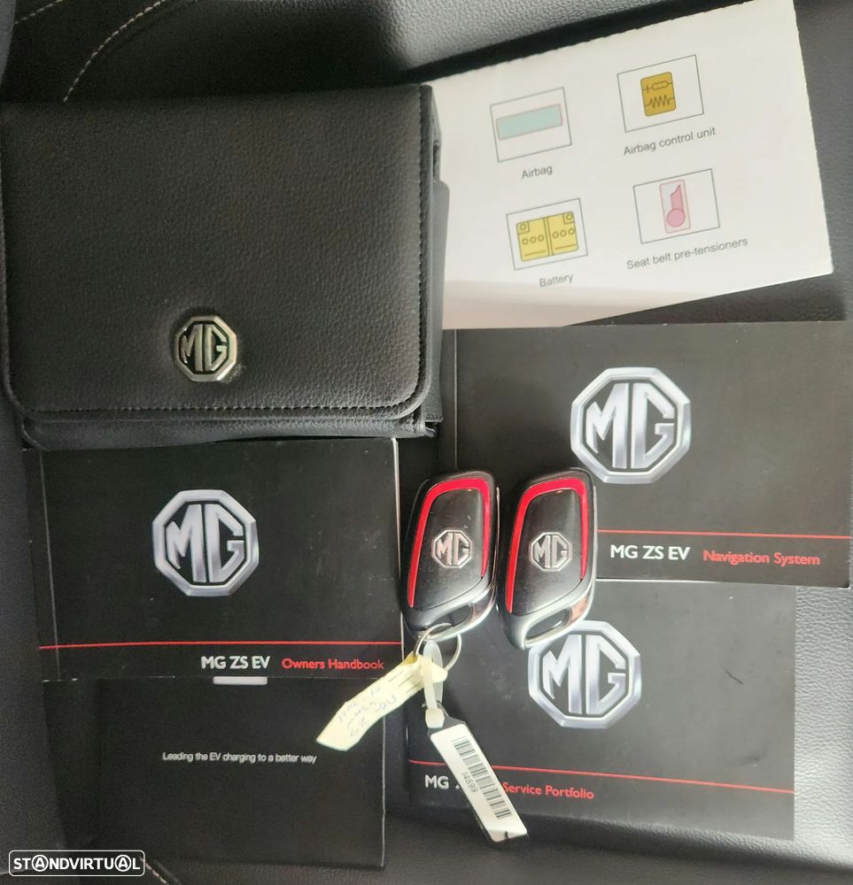 MG ZS EV 44.5 kWh Luxury - 21
