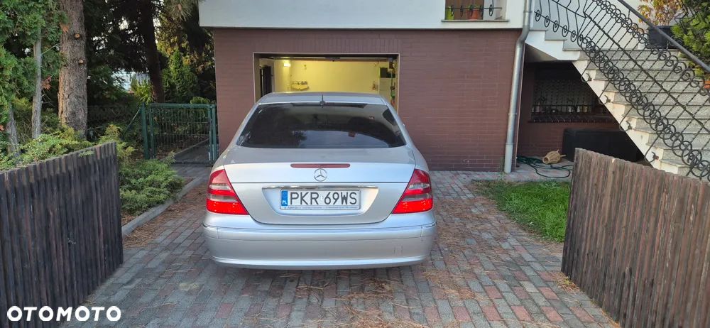 Mercedes-Benz Klasa E - 6