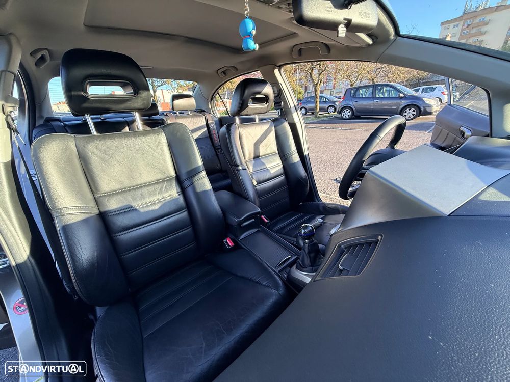 Honda Civic 1.8 ES - 22