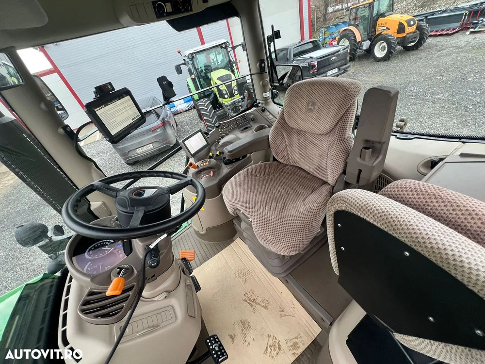 John Deere 6150R - 6