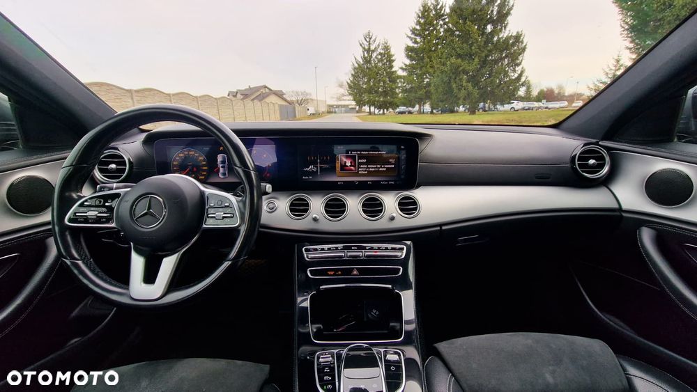 Mercedes-Benz Klasa E 200 d 9G-TRONIC - 15
