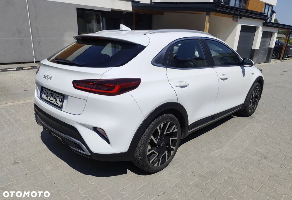 Kia XCeed 1.5 T-GDI M DCT - 4