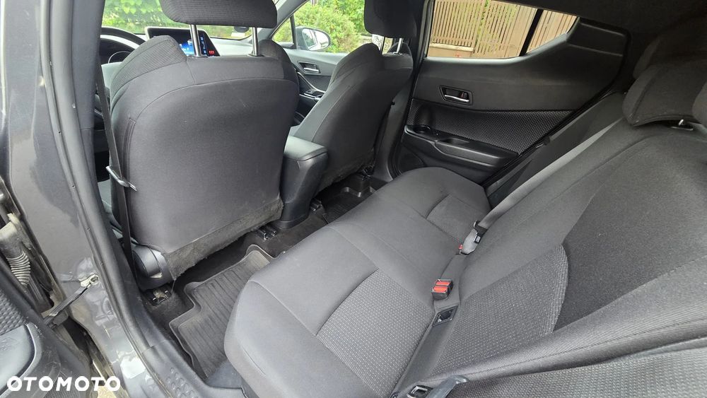 Toyota C-HR Business-Edition - 27