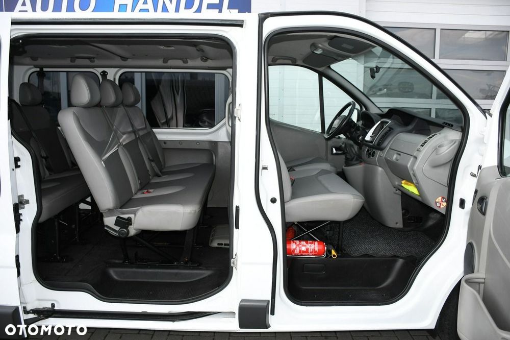 Renault Trafic - 6