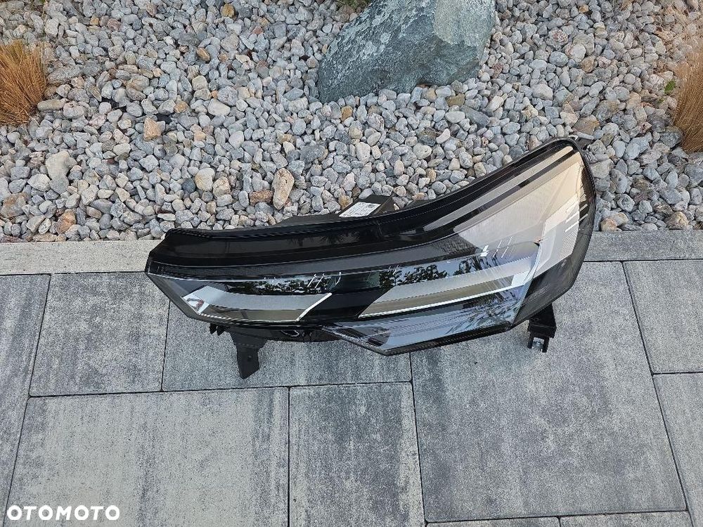 RENAULT CAPTUR 2 II LIFT SYMBIOS Lampa lewa Kompletna Full Led 260604753R - 2