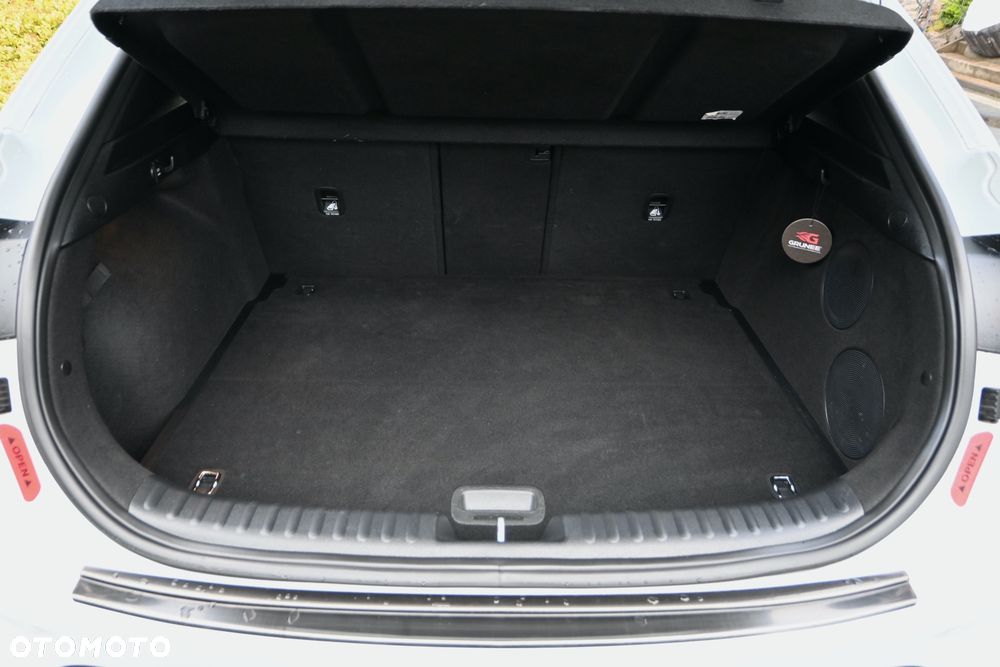 Kia XCeed 1.4 T-GDI L Business Line DCT - 36