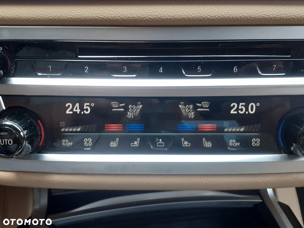 BMW Seria 7 - 26