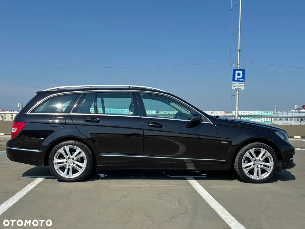 Mercedes-Benz Klasa C 180 BlueEFFICIENCY 7G-TRONIC Avantgarde - 12
