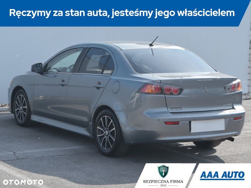 Mitsubishi Lancer - 6