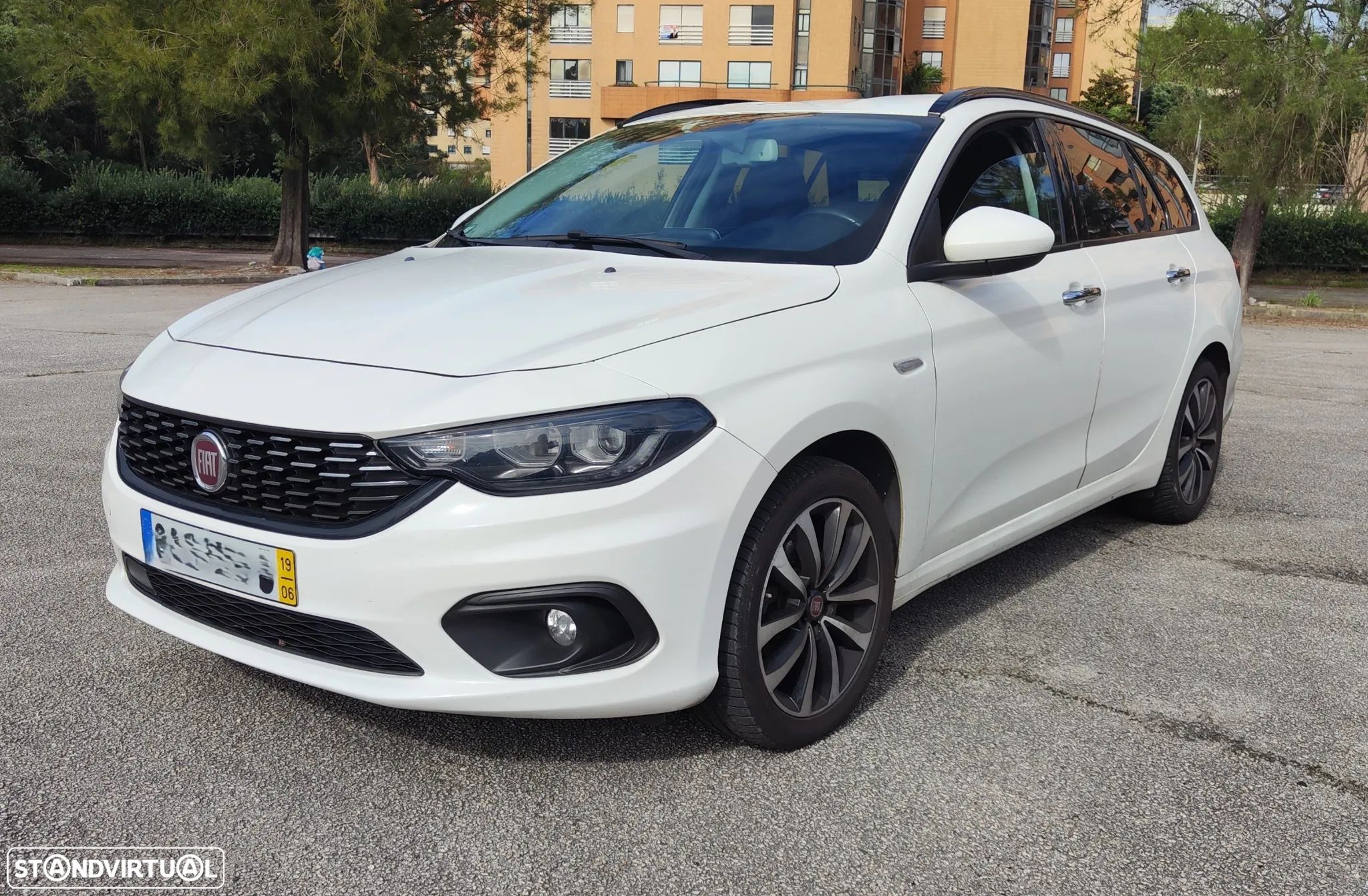 Fiat Tipo Station Wagon 1.6 M-Jet Lounge J17 DCT - 1