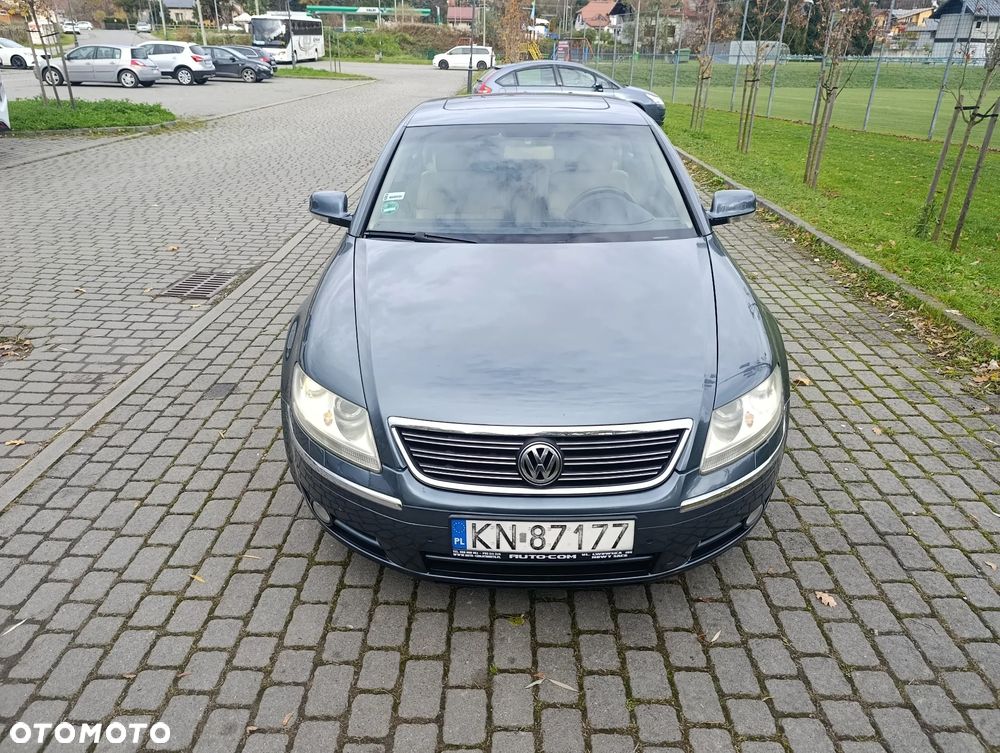 Volkswagen Phaeton - 4