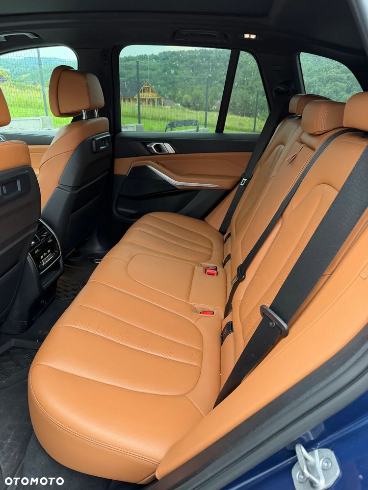BMW X5 - 12