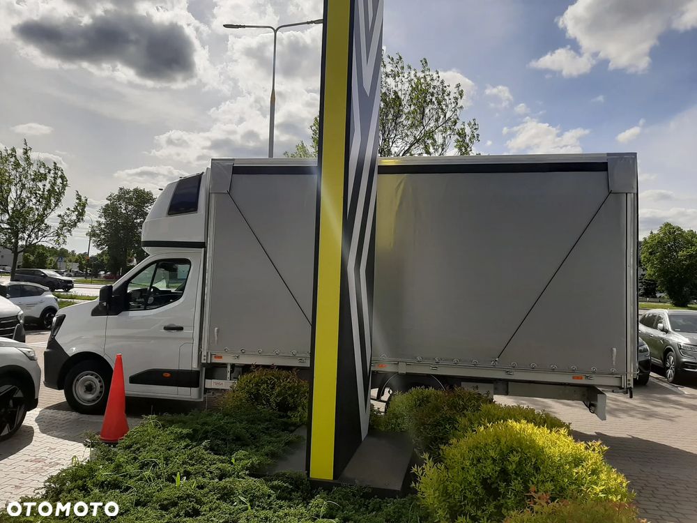 Renault Master - 32