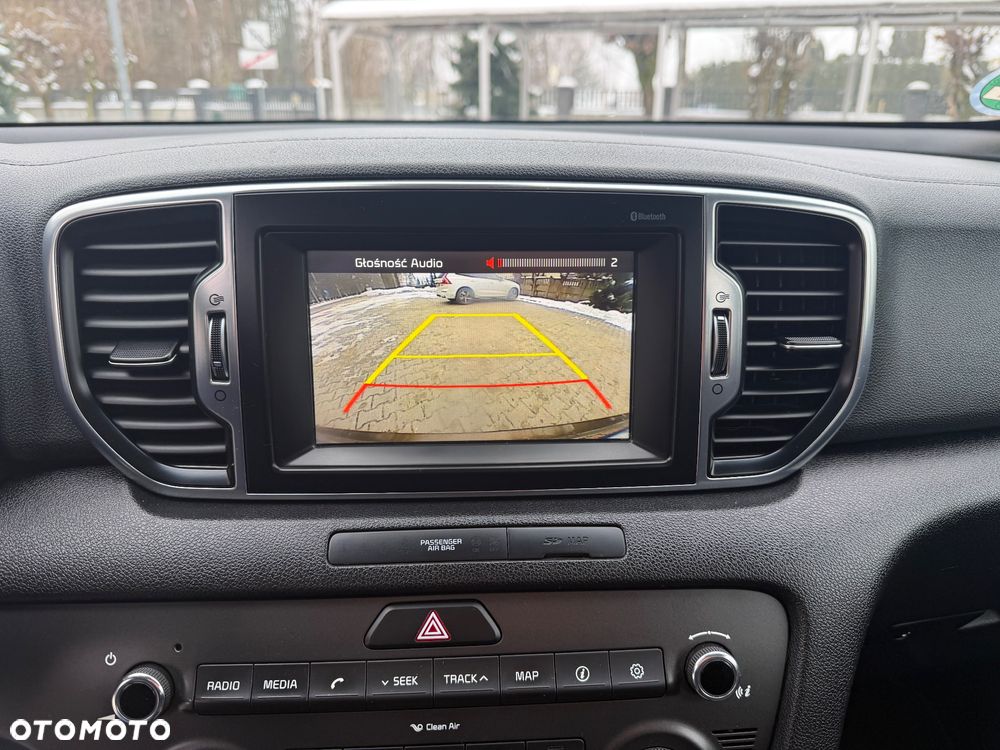 Kia Sportage 2,0 CRDI 2WD ISG Spirit - 24