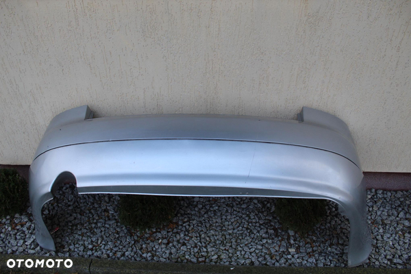 ZDERZAK TYŁ TYLNY LY7W AUDI A4 B6 SEDAN