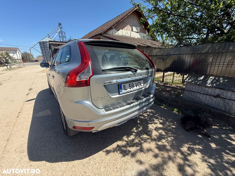 Volvo XC 60 D5 AWD Inscription - 5