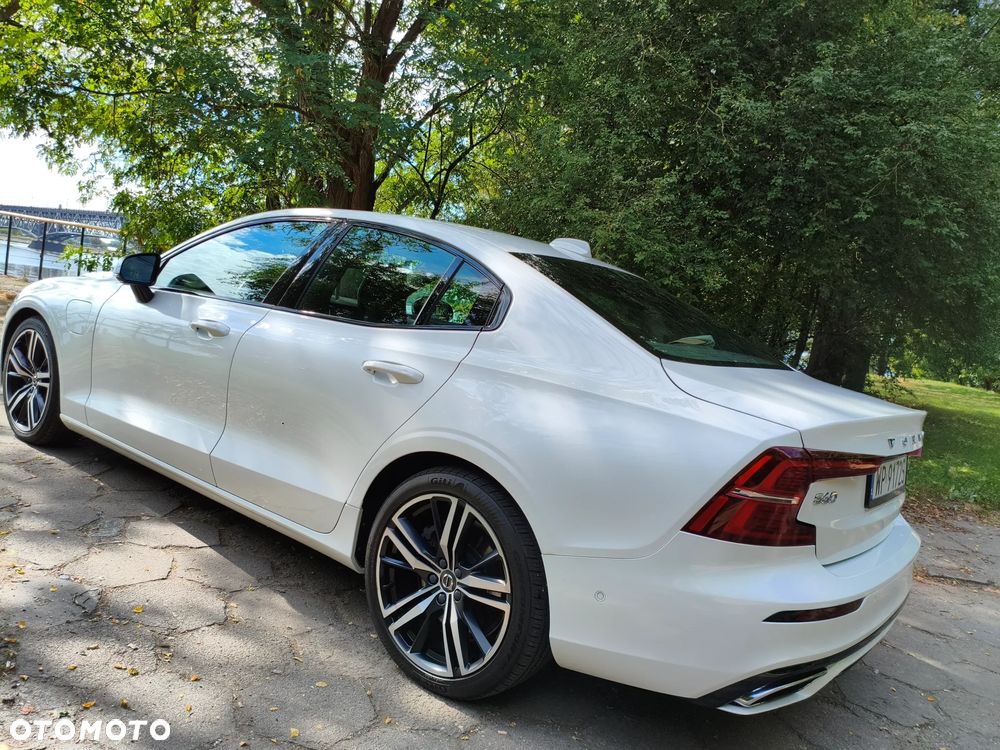 Volvo S60 T8 Recharge AWD Geartronic RDesign - 6