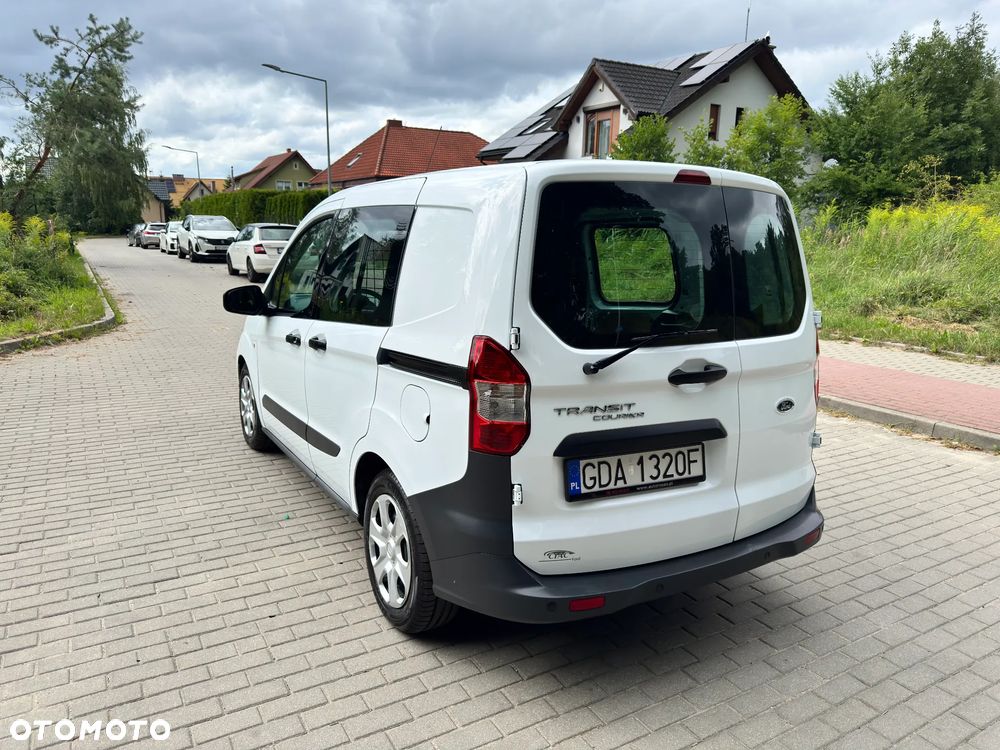 Ford Courier L1 - 15