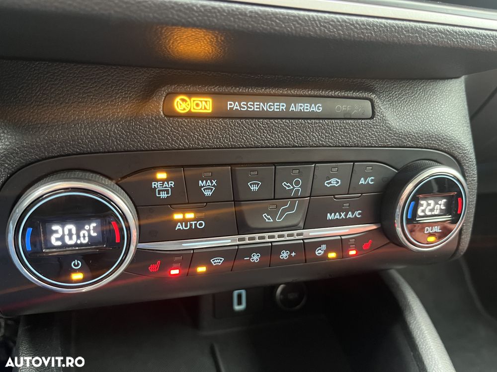 Ford Focus 1.0 EcoBoost Trend - 17