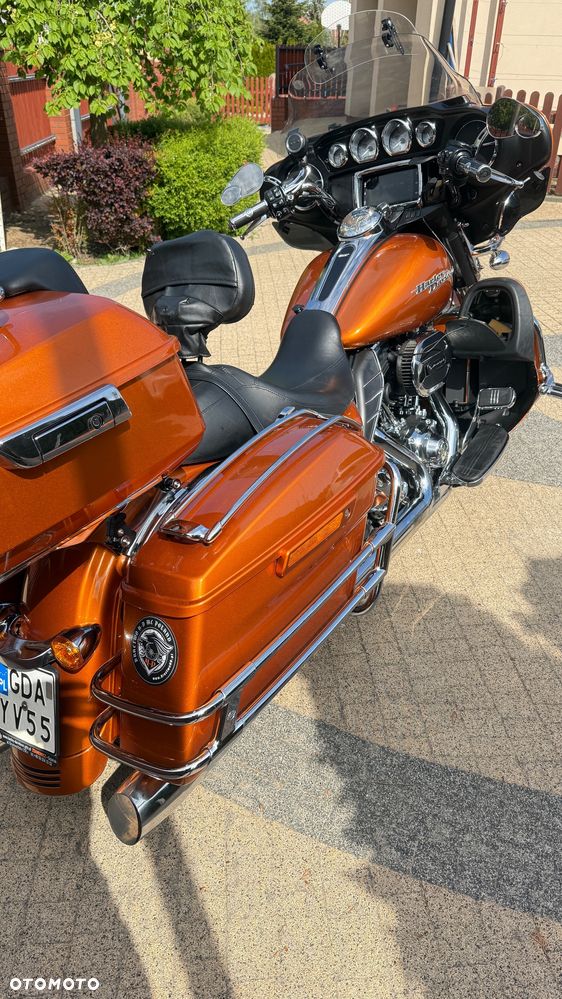Harley-Davidson Touring Street Glide - 14