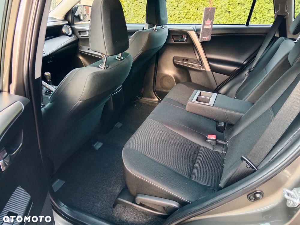 Toyota RAV4 2.0 Premium MS - 13