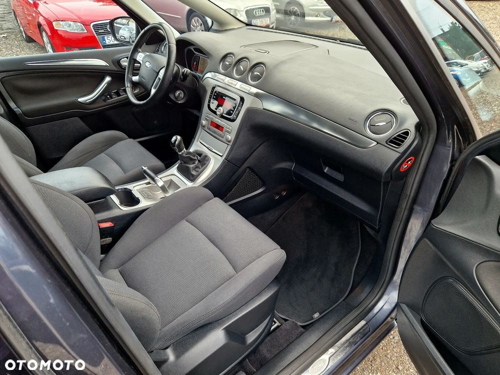 Ford S-Max 2.0 FF Titanium - 16