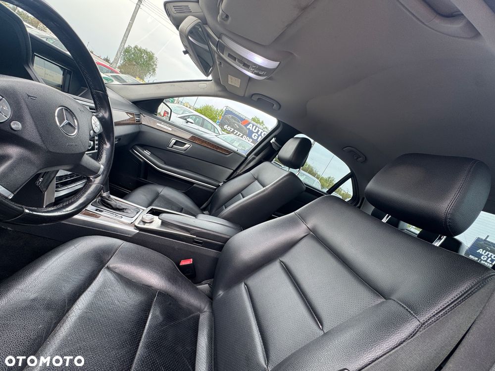 Mercedes-Benz Klasa E 200 CDI DPF BlueEFFICIENCY Automatik - 21