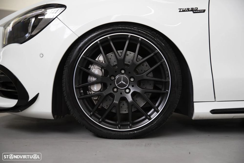 Mercedes-Benz CLA 45 AMG 4Matic Speedshift DCT 7G Night Edition - 20