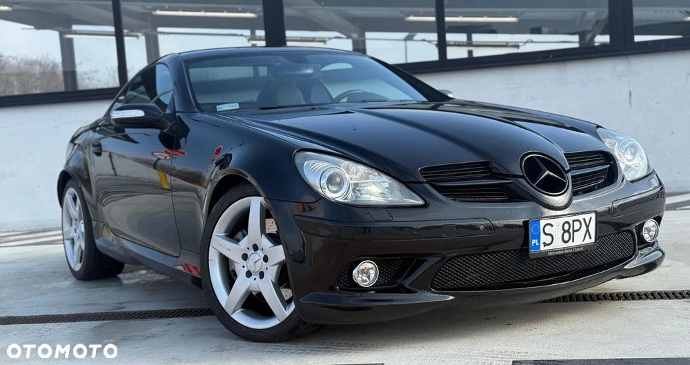 Mercedes-Benz SLK 350 7G-TRONIC Edition 10 - 12