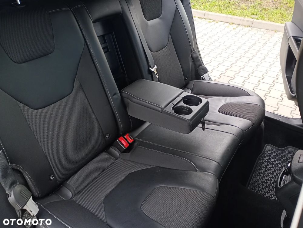 Ford Mondeo 2.0 TDCi Titanium PowerShift - 16