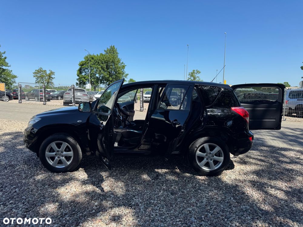 Toyota RAV4 - 36
