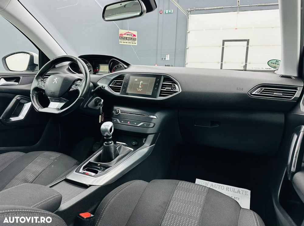 Peugeot 308 e-HDi 115 Stop & Start Allure - 22
