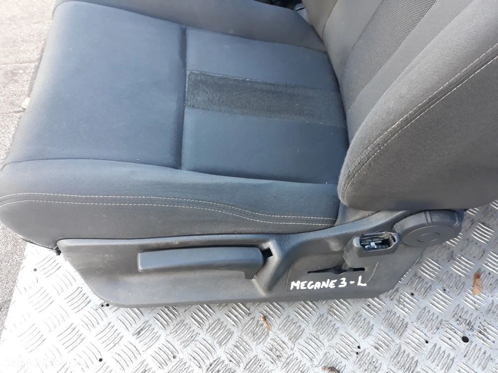 FOTEL KIEROWCY I PASAŻERA RENAULT MEGANE III 5D KOMBI  2009r  (KOMPLET) - 6