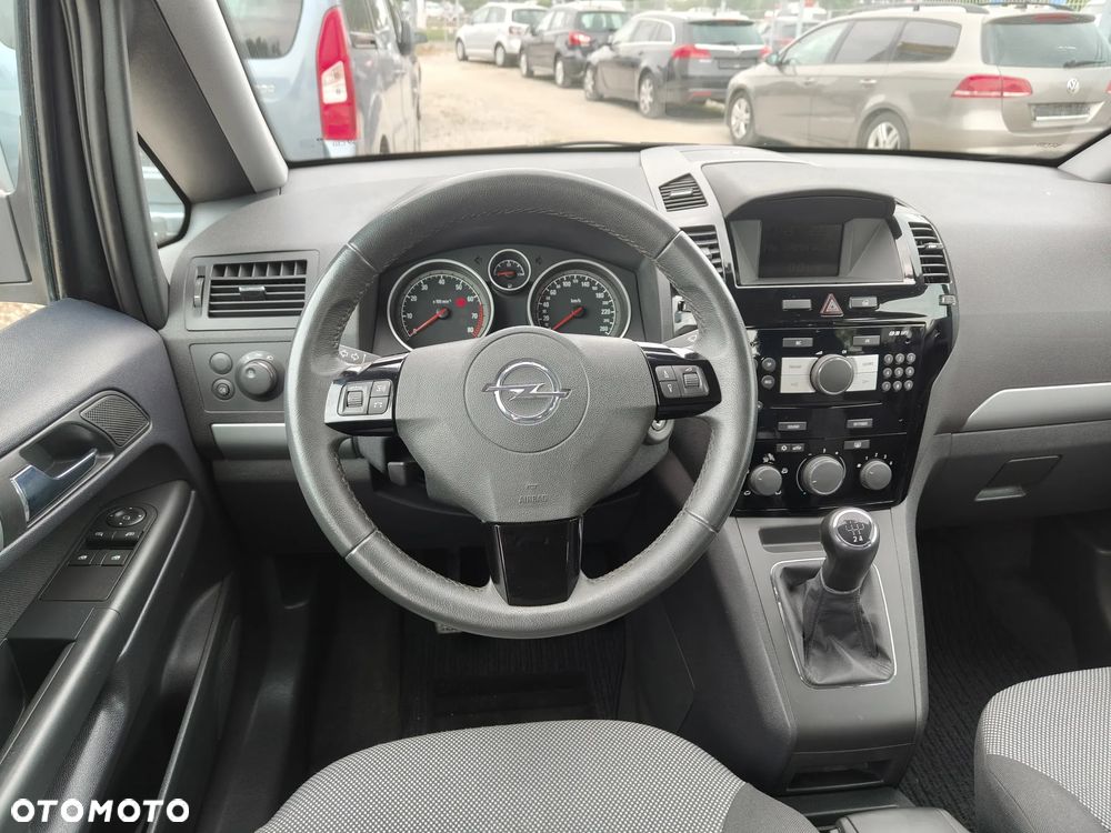 Opel Zafira - 19