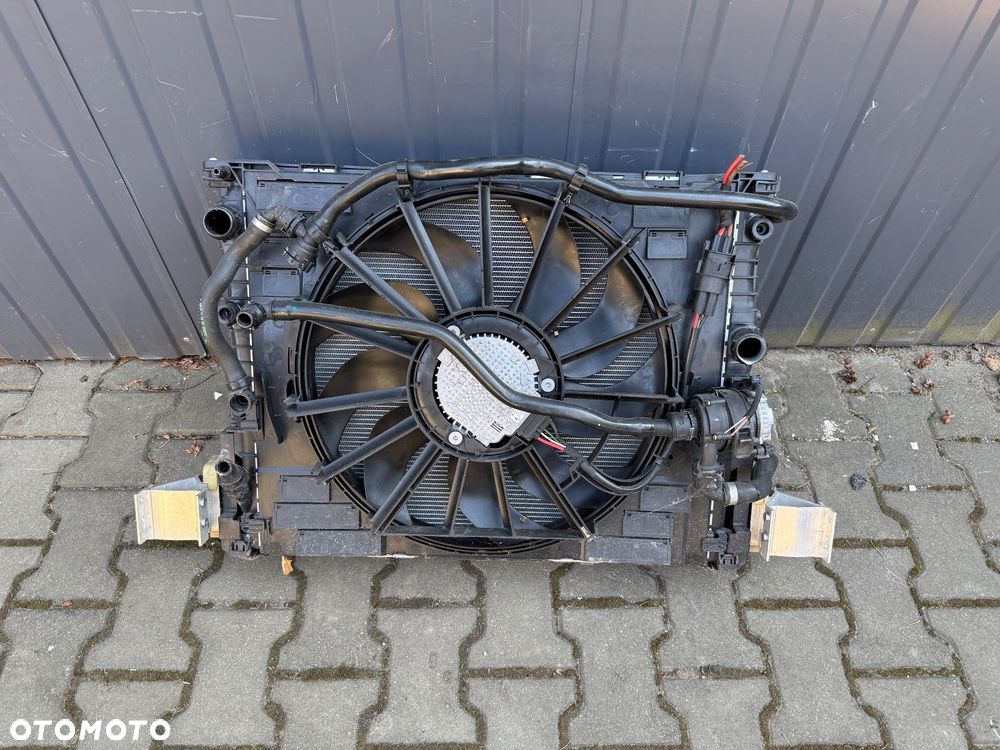 KOMPLET CHŁODNIC BMW G11 G12 740i ORYGINAŁ DEMONTAŻ - 2
