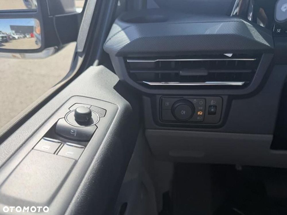 Ford transit-custom Van Limited 2.0 EcoBlue 150KM M6 FWD 320 L1 - 12