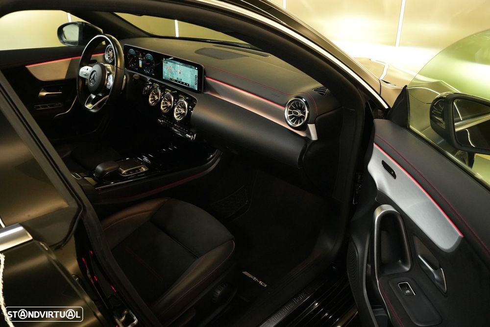 Mercedes-Benz CLA 220 d Shooting Brake AMG Line Aut. - 29