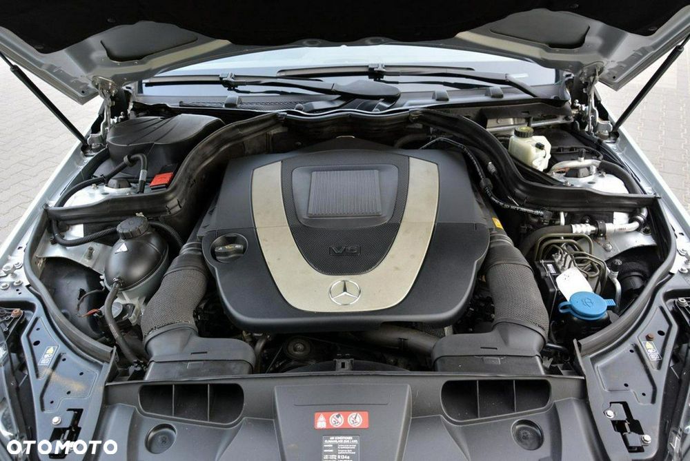 Mercedes-Benz Klasa E 350 CGI BlueEffICIENCY - 35