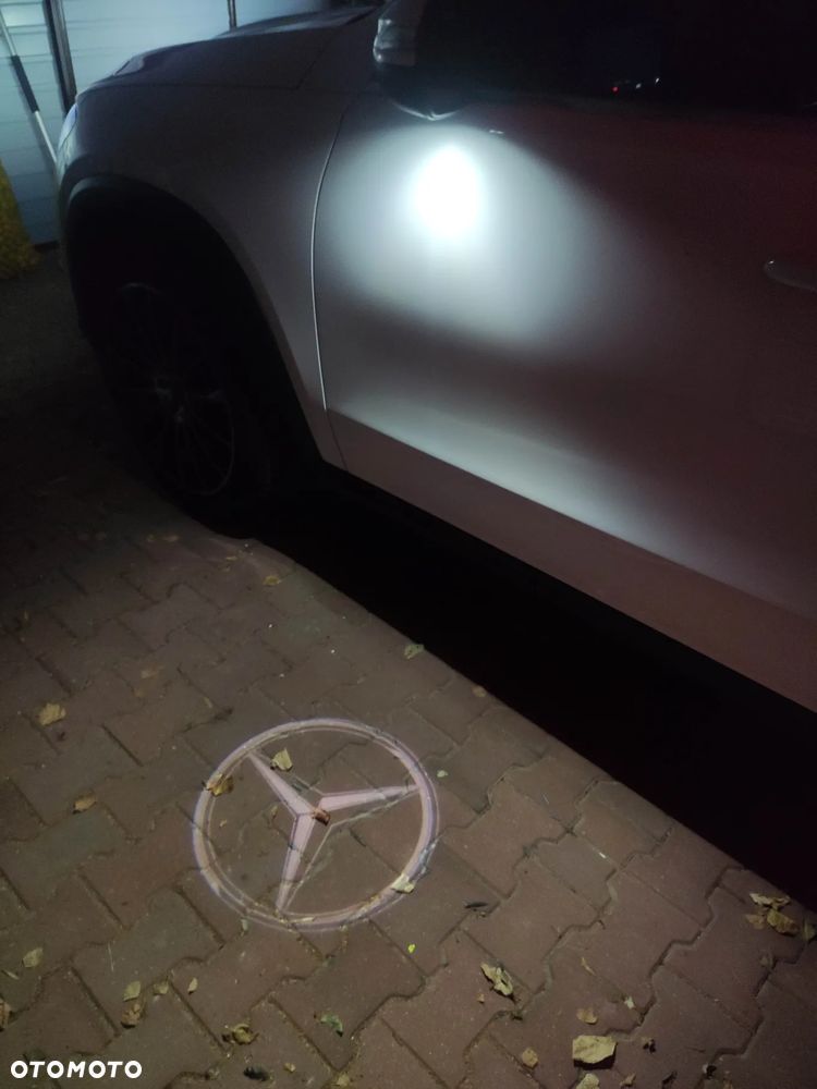 Mercedes-Benz GLE 300 d 4-Matic - 26