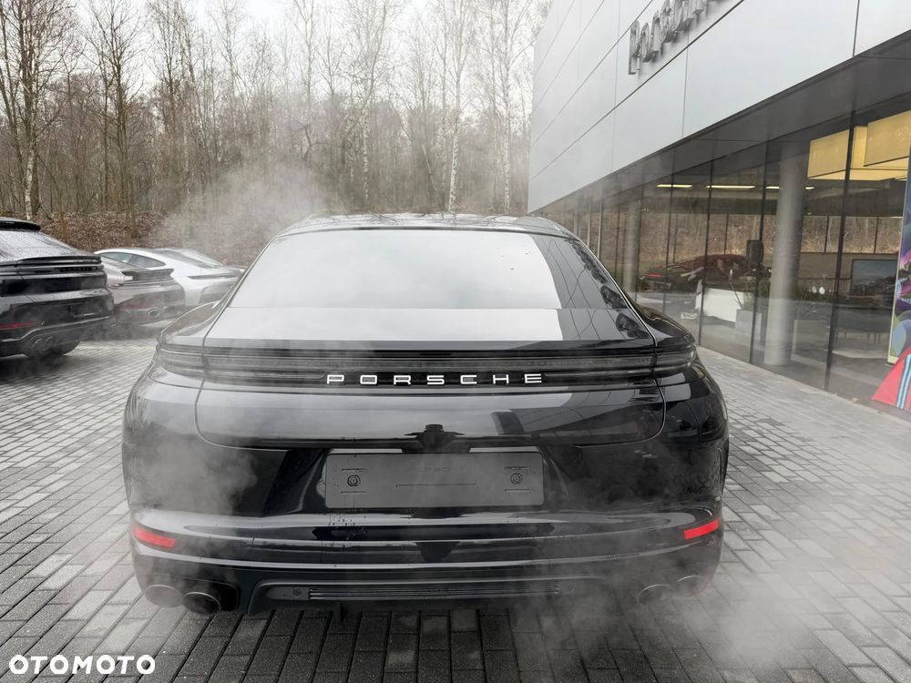 Porsche Panamera 4S E-Hybrid - 4