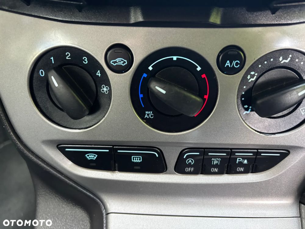 Ford Focus - 20