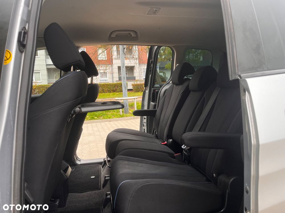 Mazda 5 - 30